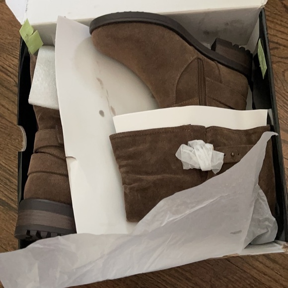 TORRID BOOTS NWT BROWN OILED FAUX LEATHER KNEE-HIGH BOOTS - Picture 15 of 15